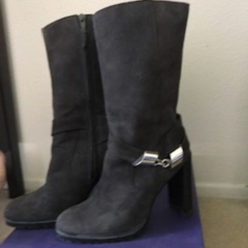 STUART WEISSMAN BOOTS